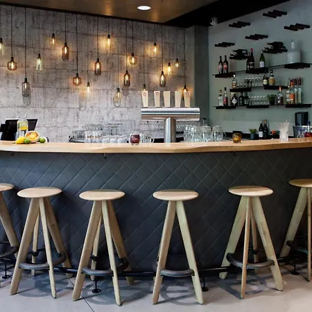 Indigo - East Side Gallery Hotel