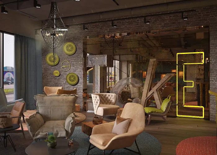 Indigo - East Side Gallery 4*