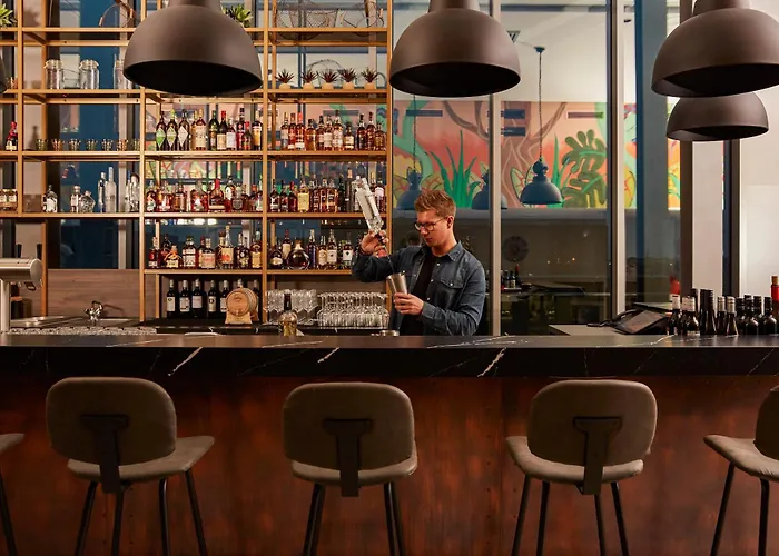 Indigo - East Side Gallery