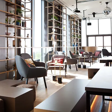 Indigo - East Side Gallery