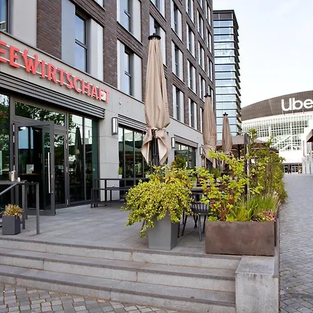 Indigo - East Side Gallery Hotel 4*