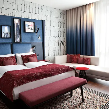 Indigo - East Side Gallery Hotel 4*