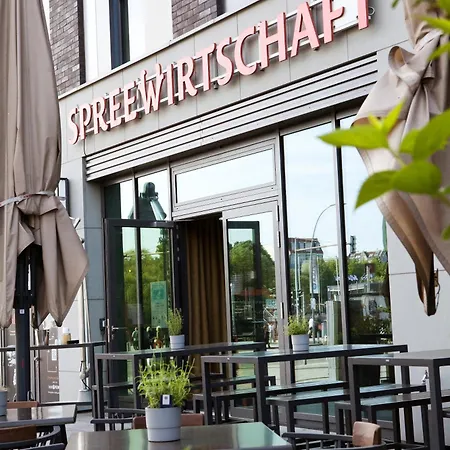 Indigo - East Side Gallery برلين