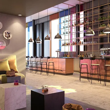 Indigo - East Side Gallery Hotel 4*