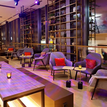 Indigo - East Side Gallery فندق 4*