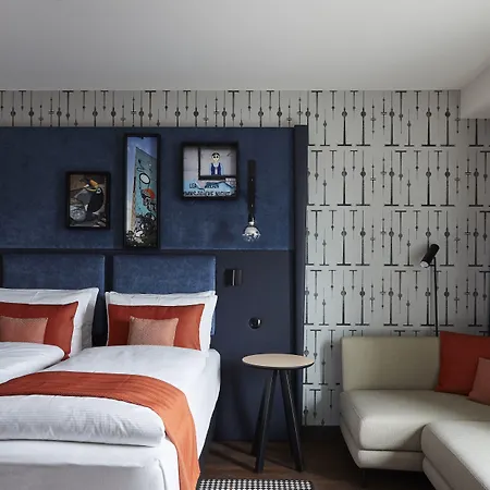 호텔 Indigo - East Side Gallery 4*