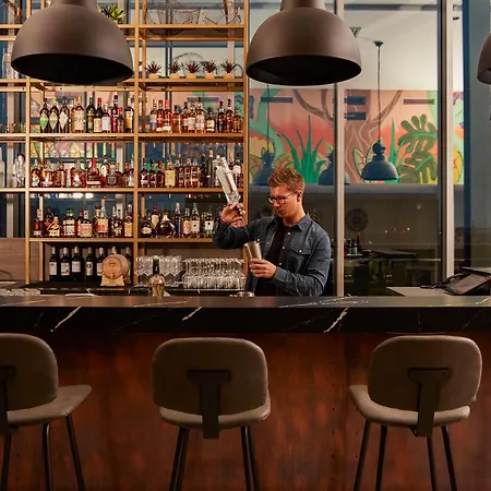 Indigo - East Side Gallery