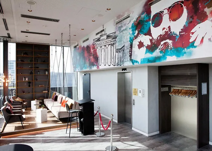 Indigo - East Side Gallery Hotel