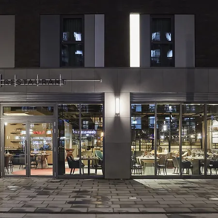 Indigo - East Side Gallery Отель 4*