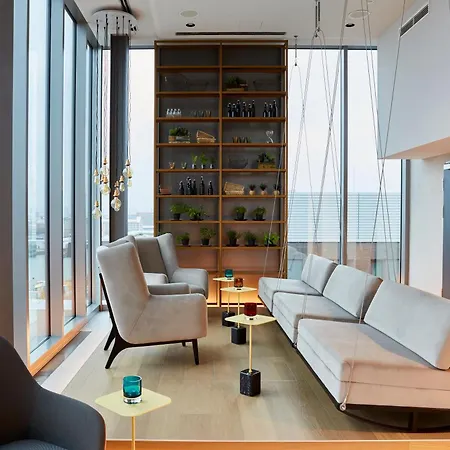 Hotel Indigo - East Side Gallery 4*