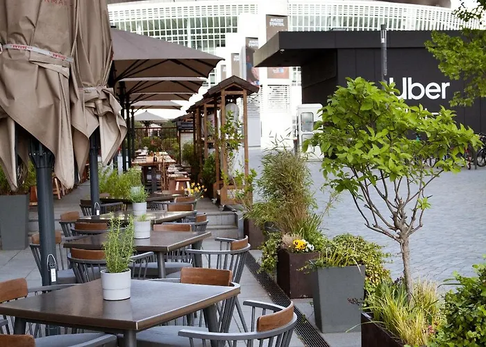 Indigo - East Side Gallery