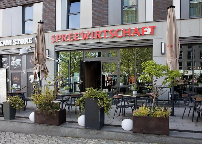 Indigo - East Side Gallery 4* 베를린