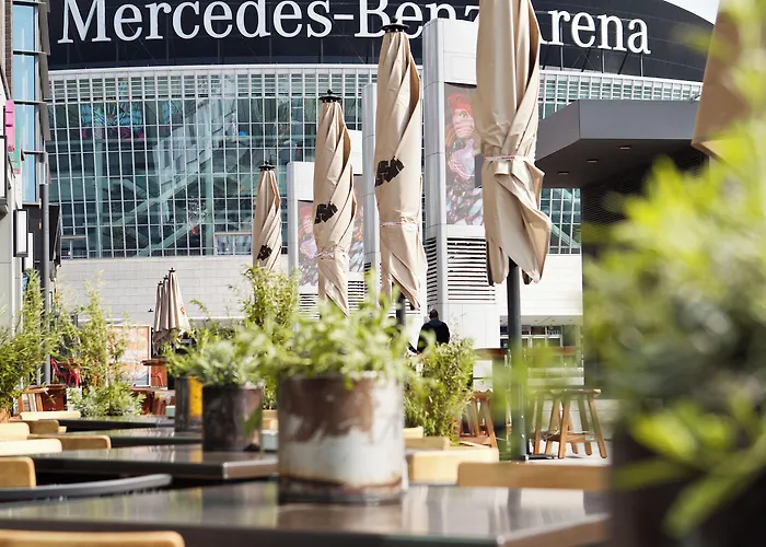 Indigo - East Side Gallery